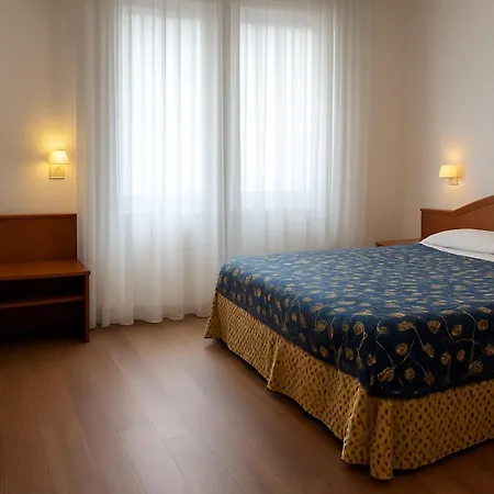 Smart Miramare 3* 키오자